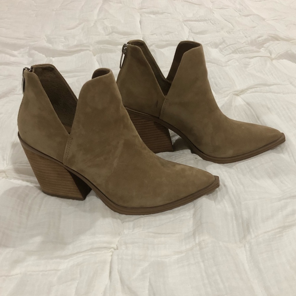 Steve Madden tan suede bootie❤️🌹